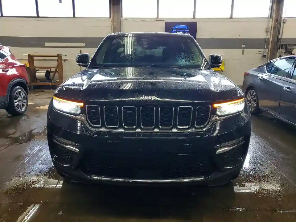 1C4RJYB61N8758538 2022 JEEP CHEROKEE-4