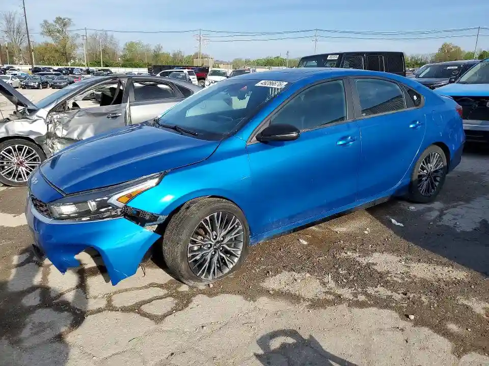3KPF54AD3NE456366 2022 KIA FORTE-0