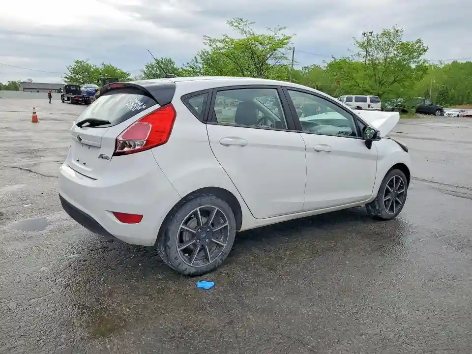 3FADP4EJ8HM136607 2017 FORD FIESTA-2