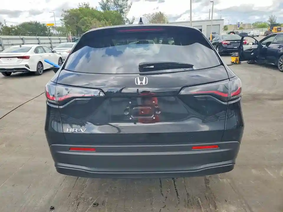 3CZRZ1H31TM701286 2026 HONDA HR-V-5