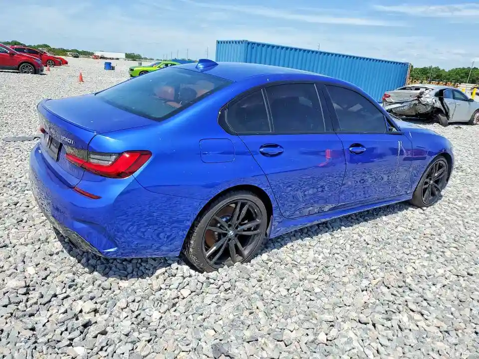 3MW5R7J07N8C59372 2022 BMW 3 SERIES-2