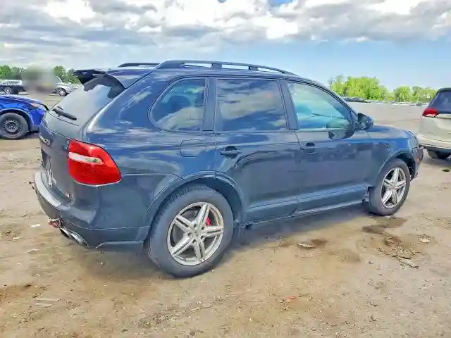 WP1AD2AP3ALA61339 2010 PORSCHE CAYENNE-2