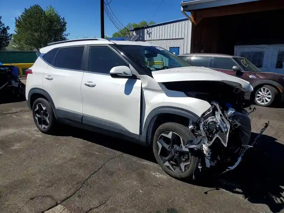 KNDERCAA0R7646731 2024 KIA SELTOS-3