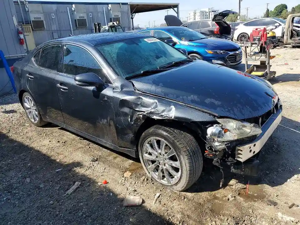 JTHBF5C28B5148256 2011 LEXUS IS-3