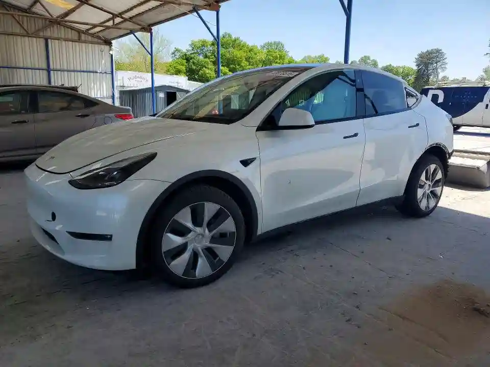 7SAYGDEE6PF636317 2023 TESLA MODEL Y-0