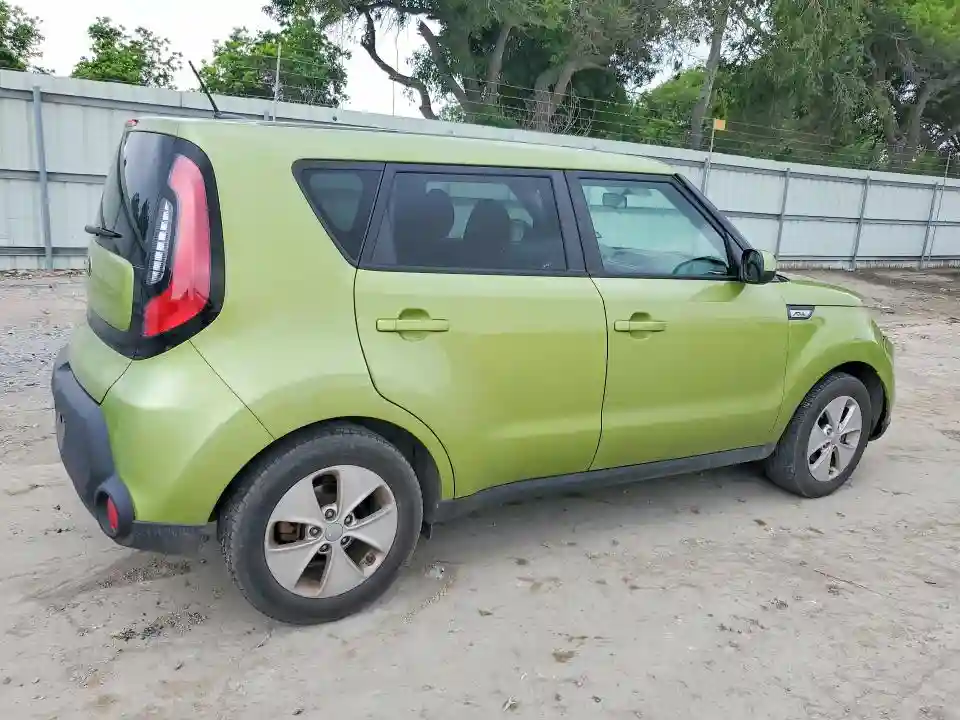 KNDJN2A22G7837447 2016 KIA SOUL-2