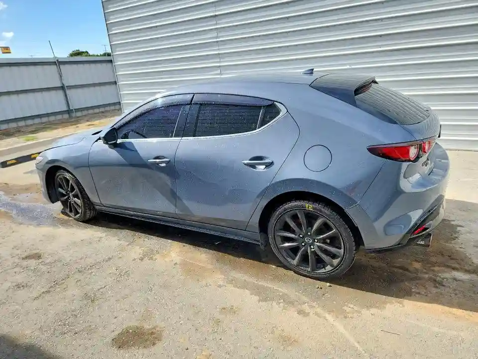 JM1BPBNM6K1144371 2019 MAZDA 3-1