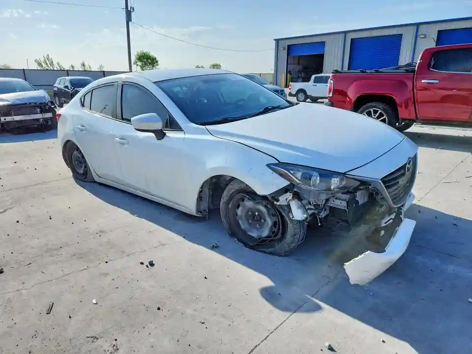 3MZBM1U71FM230725 2015 MAZDA 3-3