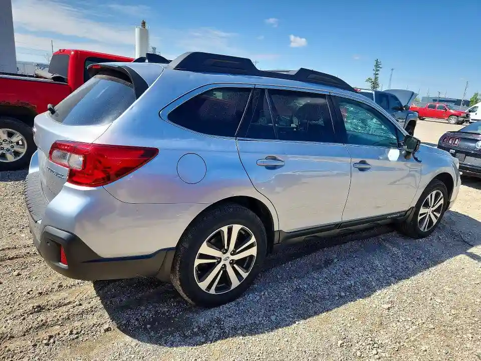 4S4BSANC0J3235070 2018 SUBARU OUTBACK-2