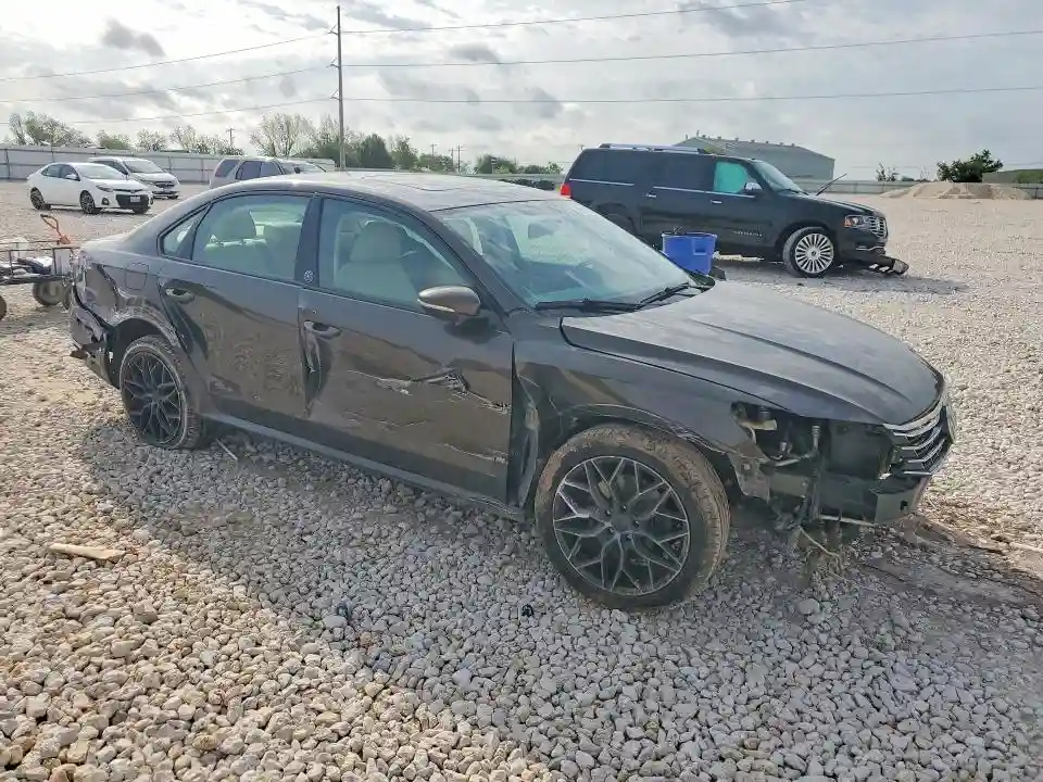 1VWLA7A35KC006631 2019 VOLKSWAGEN PASSAT-3