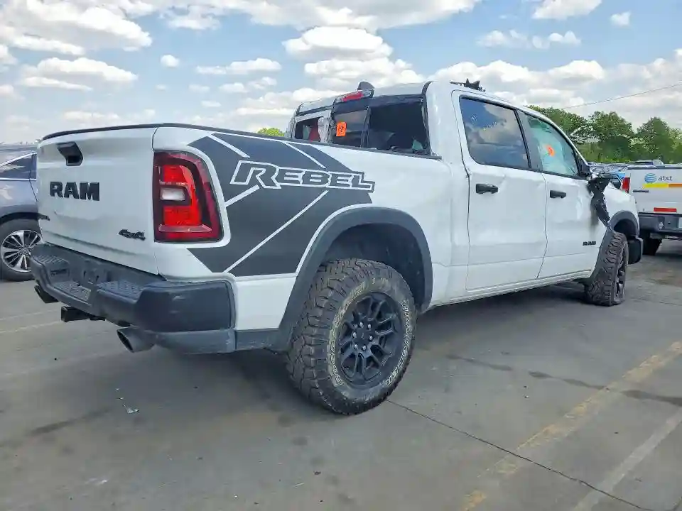 1C6SRFLP0SN583872 2025 RAM 1500-2