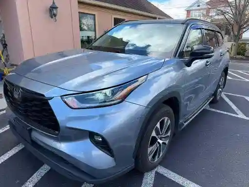 5TDGZRBH5MS105485 2021 TOYOTA HIGHLANDER-0