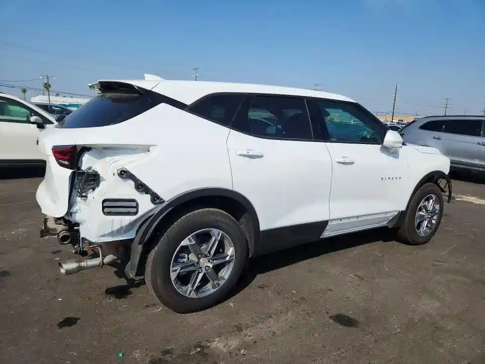 3GNKBHR4XSS230039 2025 CHEVROLET BLAZER-2