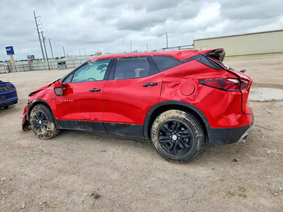 3GNKBCR44NS207959 2022 CHEVROLET BLAZER-1