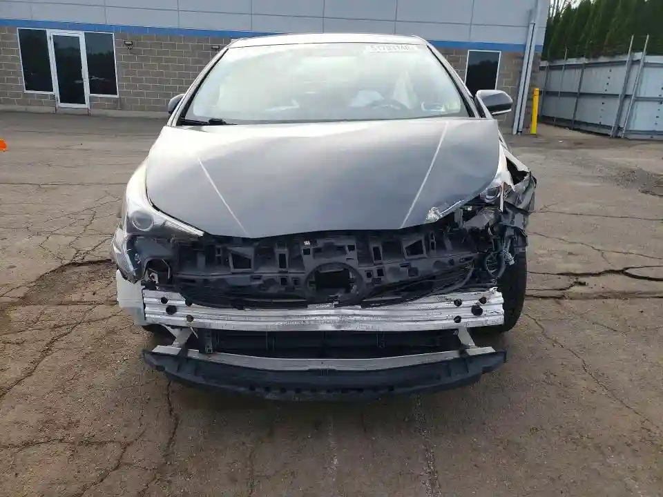 JTDKARFU1G3504795 2016 TOYOTA PRIUS THRE-4