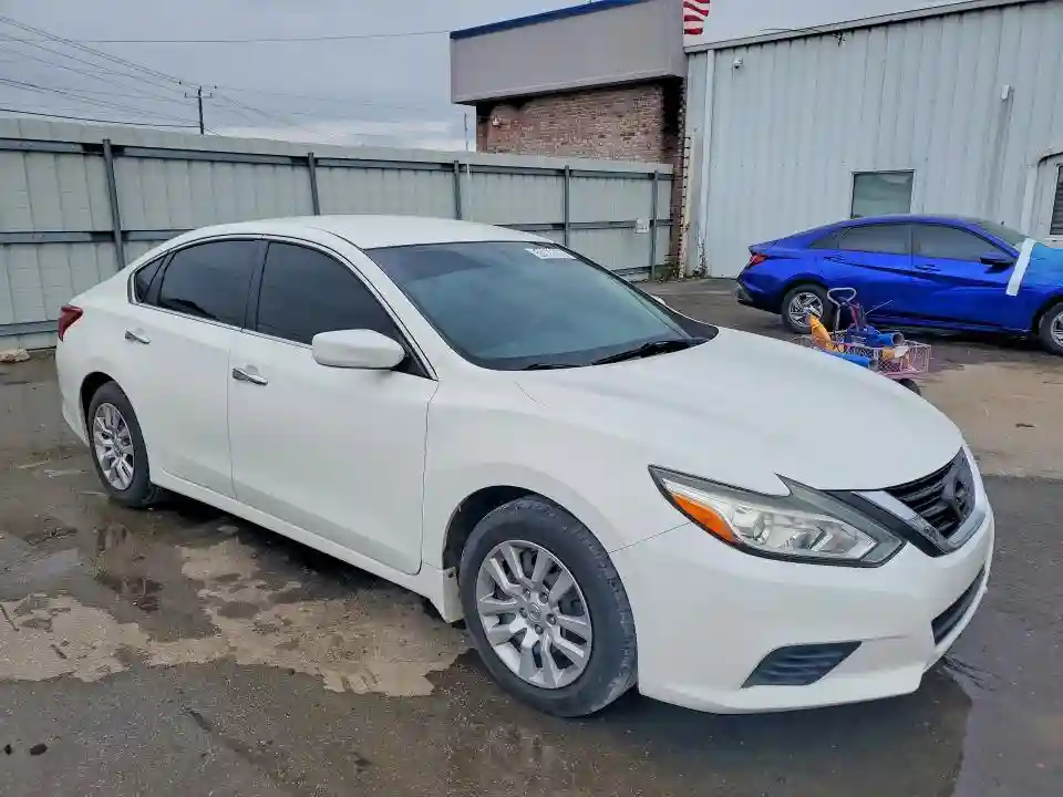 1N4AL3AP3JC138002 2018 NISSAN ALTIMA-3