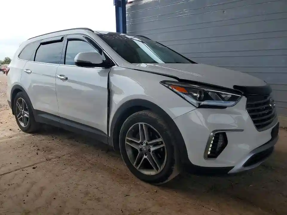 KM8SRDHF0JU263996 2018 HYUNDAI SANTA FE-3