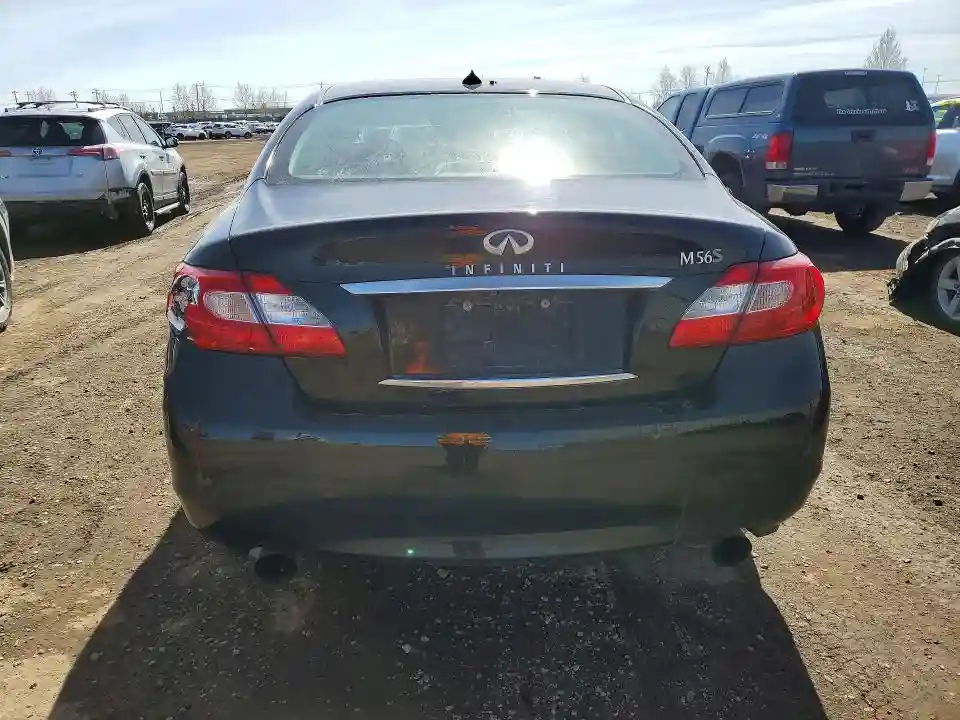 JN1AY1AR7CM580251 2012 INFINITI M56-5