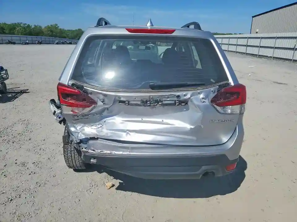 JF2SKACC9KH489034 2019 SUBARU FORESTER-5