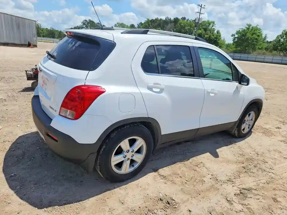 KL7CJLSB8FB076828 2015 CHEVROLET TRAX-2