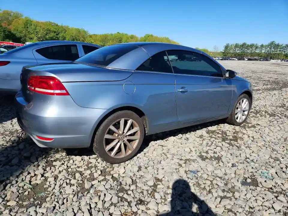 WVWBW8AH1FV001664 2015 VOLKSWAGEN EOS-2