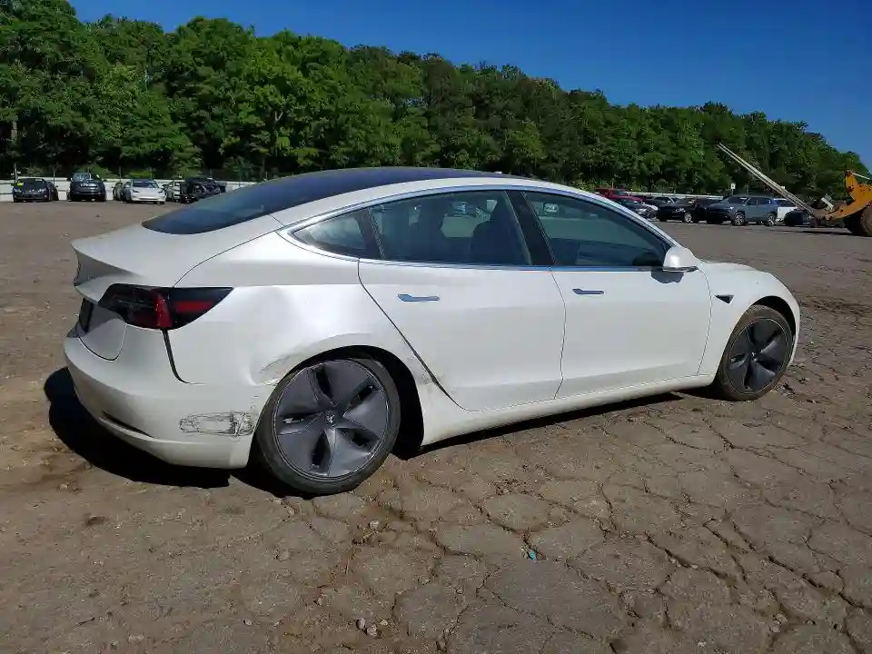 5YJ3E1EA6LF612702 2020 TESLA MODEL 3-2