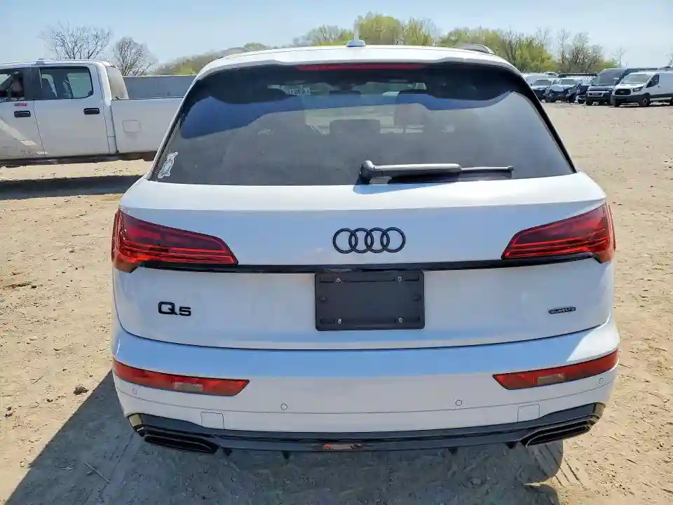 WA1EAAFY8R2109274 2024 AUDI Q5-5