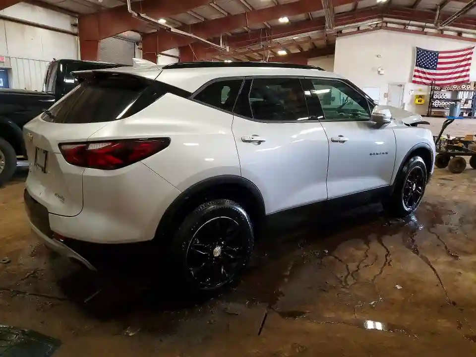 3GNKBBRA0KS615242 2019 CHEVROLET BLAZER-2