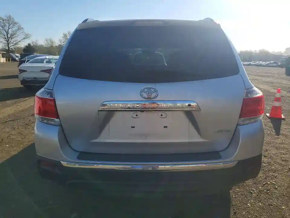 5TDBK3EH6DS190554 2013 TOYOTA HIGHLANDER-5