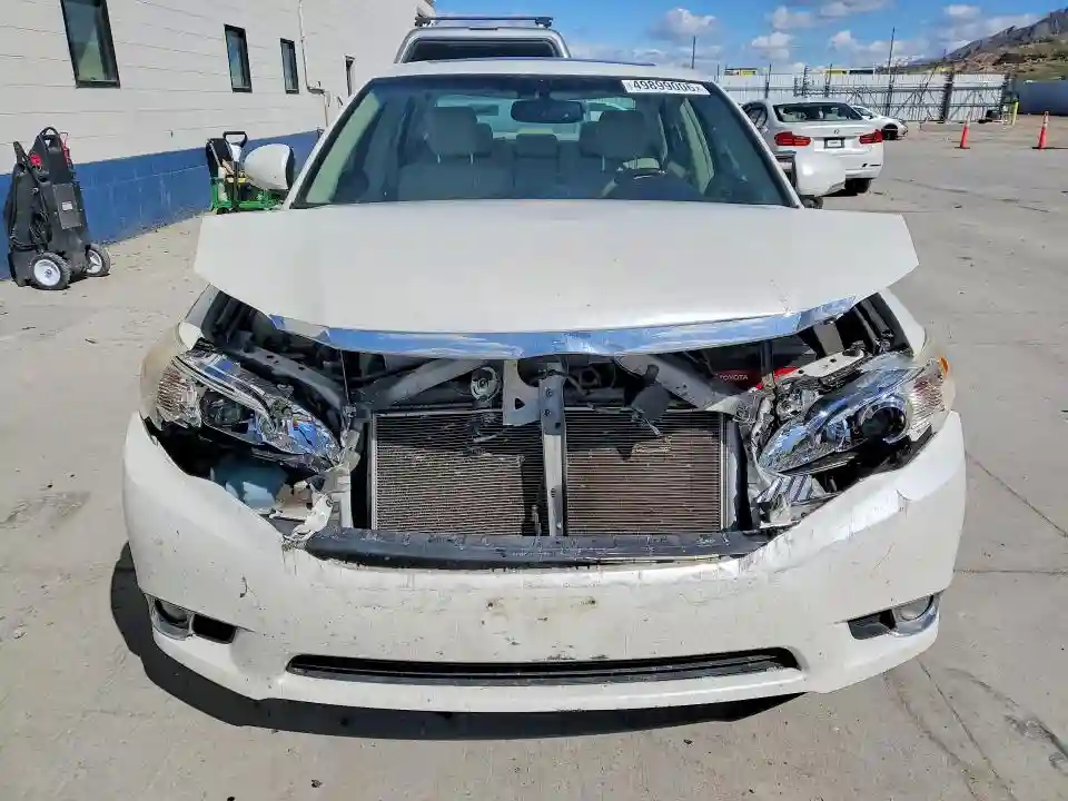 4T1BK3DB3BU409861 2011 TOYOTA AVALON-4
