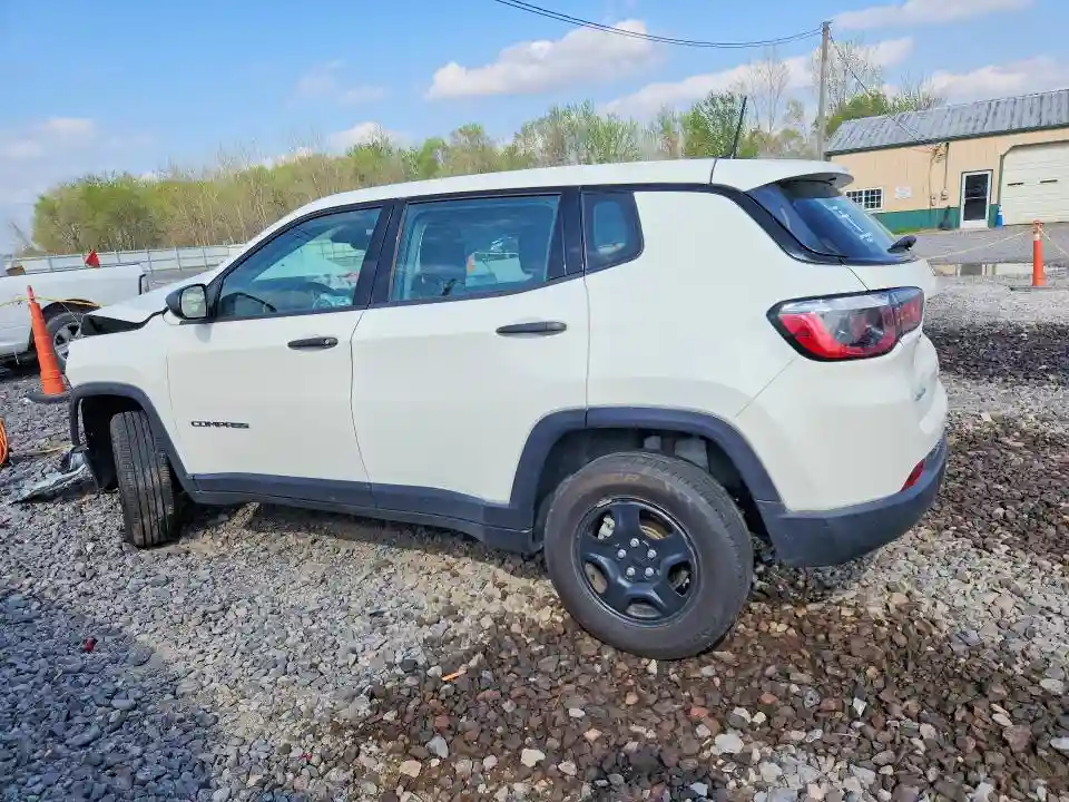 3C4NJDAB3LT248812 2020 JEEP COMPASS-2