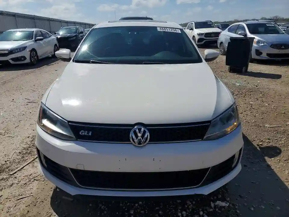 3VW567AJ9CM409262 2012 VOLKSWAGEN JETTA-4