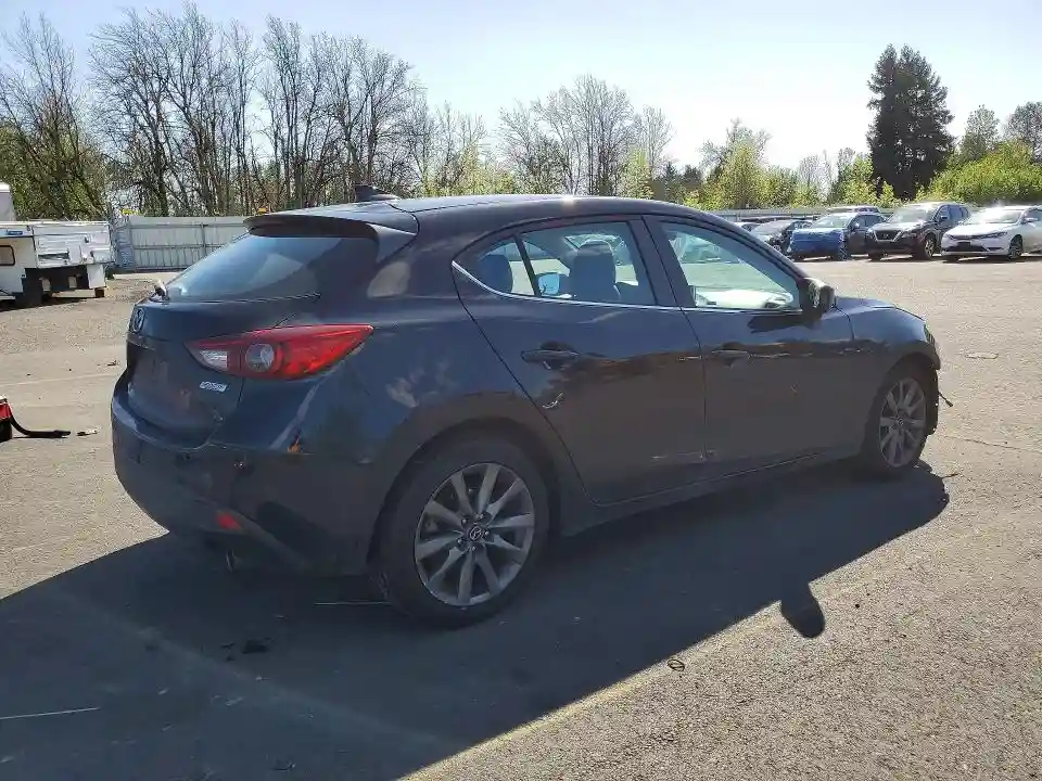 JM1BM1N72G1350100 2016 MAZDA 3-2