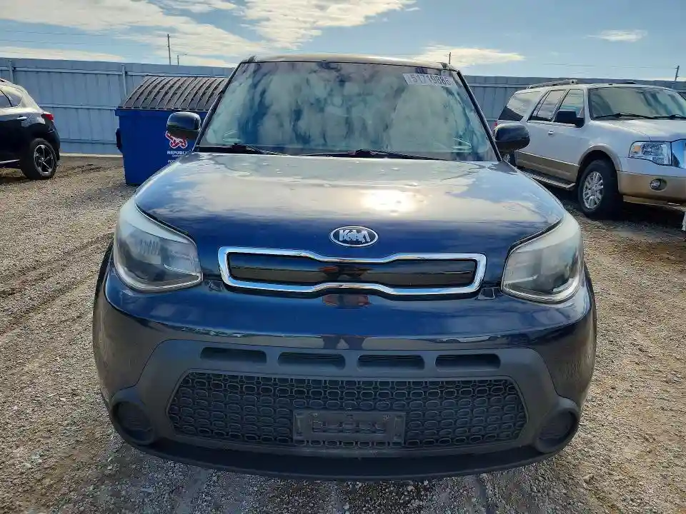 KNDJP3A55F7199087 2015 KIA SOUL-4