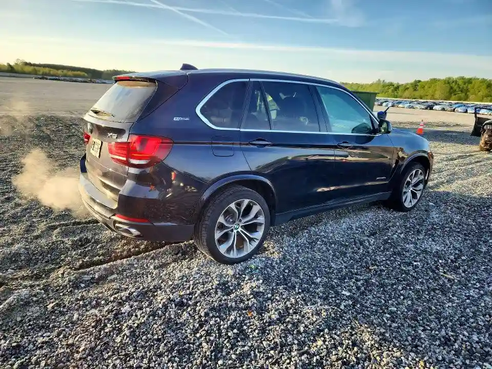 5UXKT0C34H0V96116 2017 BMW X5-2