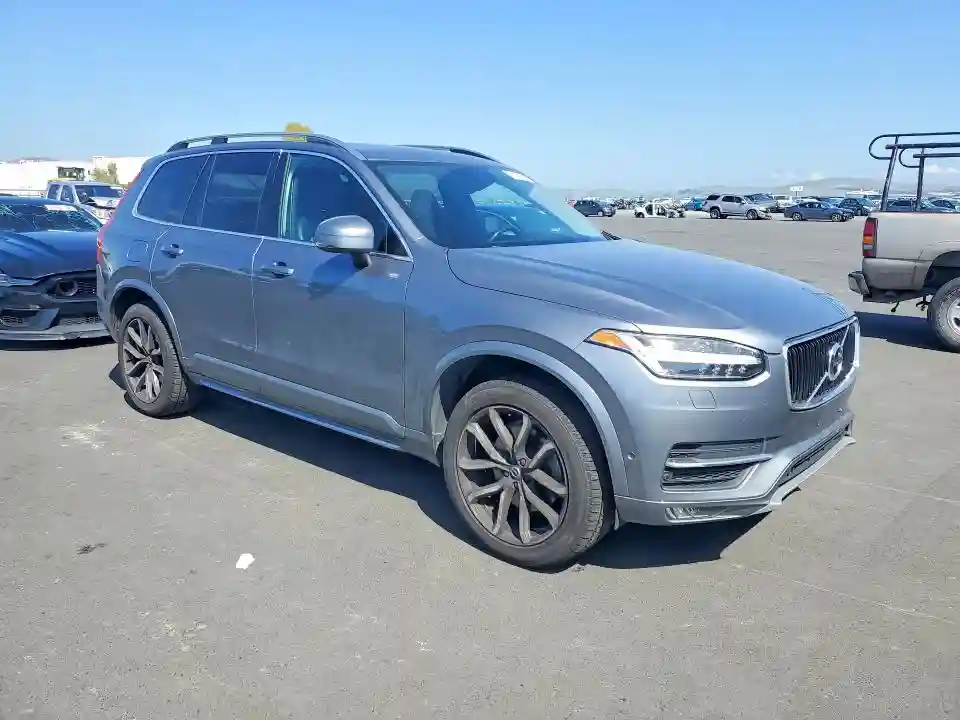 YV4A22PK8H1105194 2017 VOLVO XC90-3