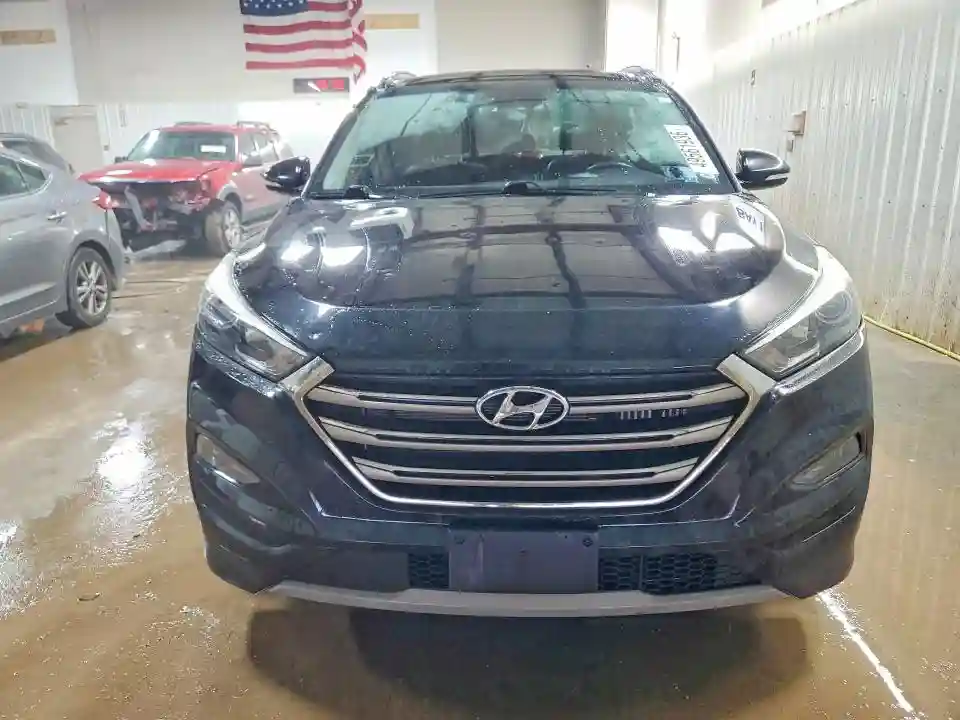 KM8J3CA29HU339143 2017 HYUNDAI TUCSON-4