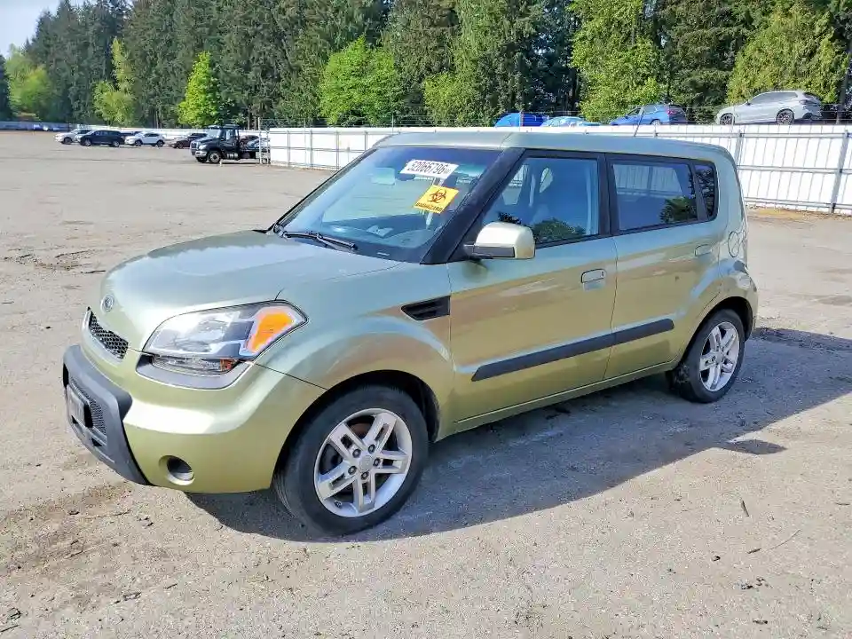 KNDJT2A29A7192549 2010 KIA SOUL-0