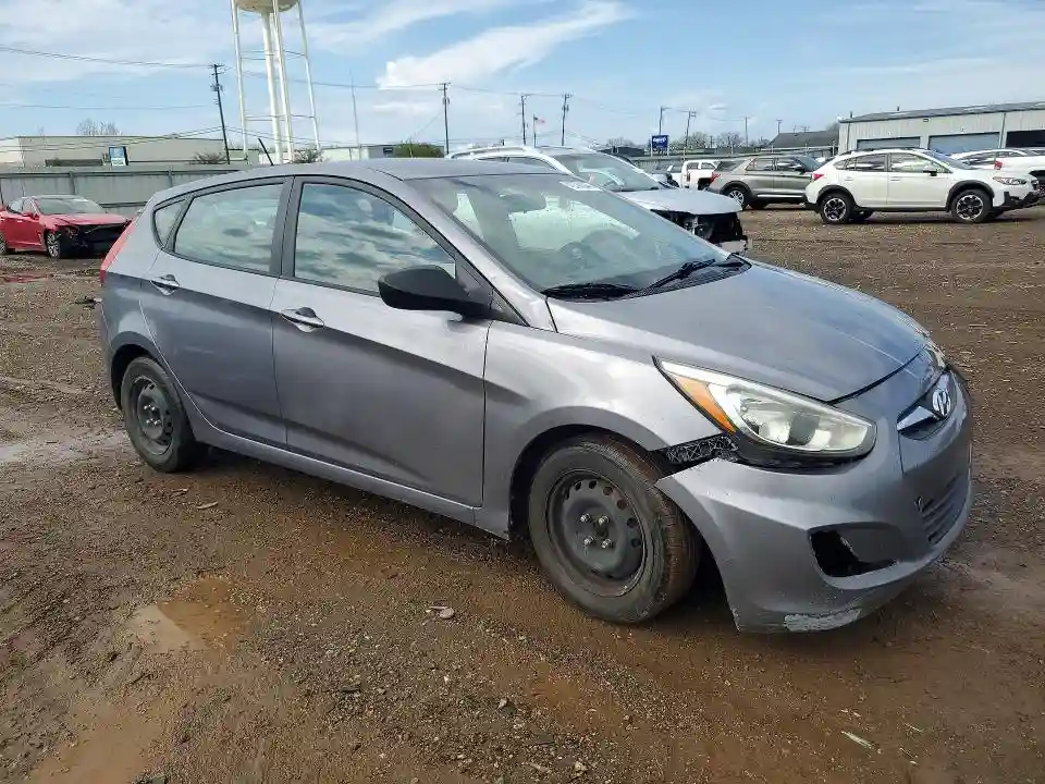 KMHCT5AE0HU310516 2017 HYUNDAI ACCENT-3