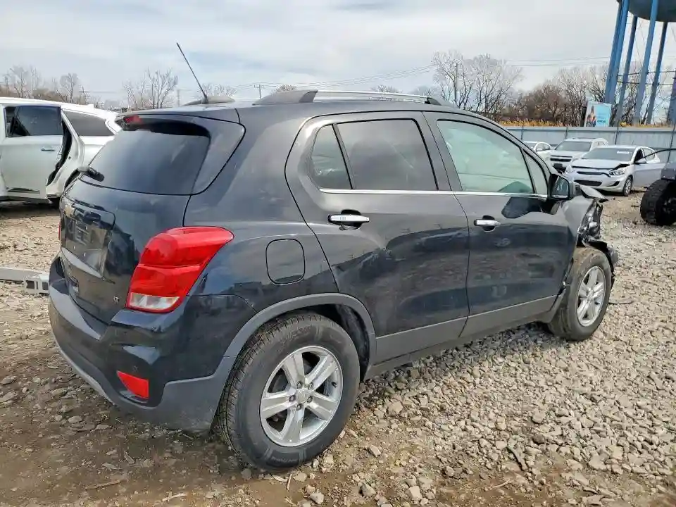3GNCJLSB0JL323745 2018 CHEVROLET TRAX-2