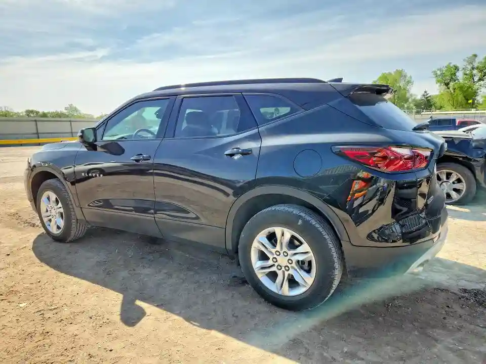 3GNKBCR42NS220399 2022 CHEVROLET BLAZER-1