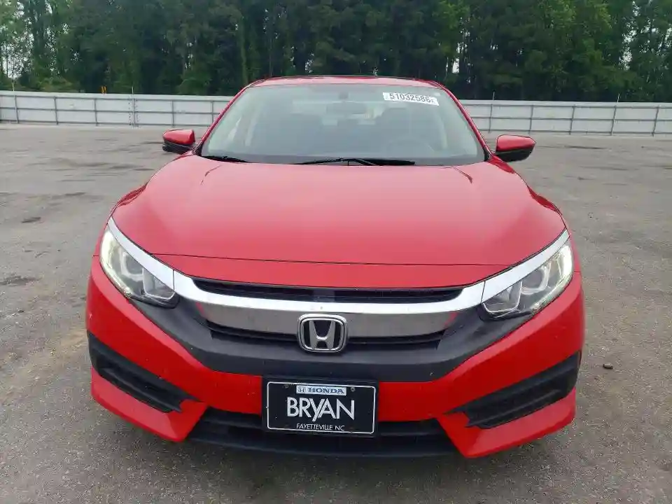 2HGFC2F79JH546229 2018 HONDA CIVIC EX-4