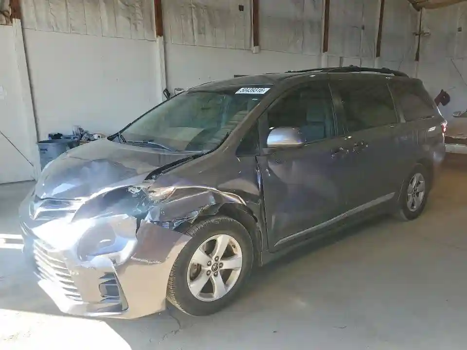 5TDKZ3DC0JS954461 2018 TOYOTA SIENNA-0