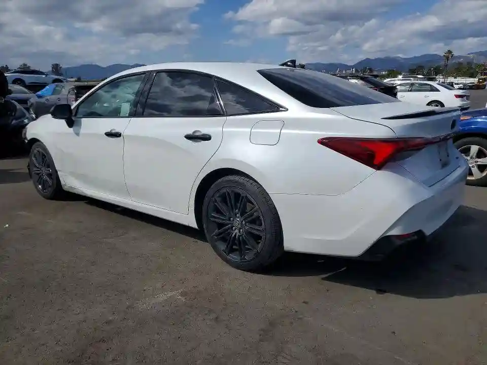 4T1EA1AB1NU012095 2022 TOYOTA AVALON-1