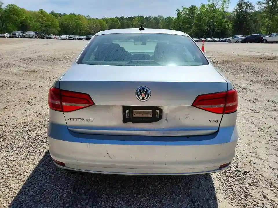 3VW3A7AJ9FM274889 2015 VOLKSWAGEN JETTA-5