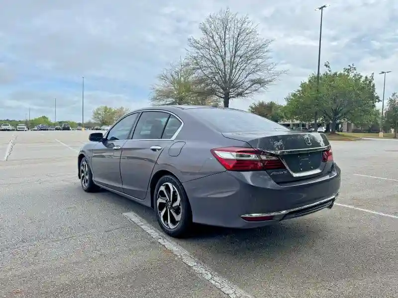 1HGCR2F84GA096457 2016 HONDA ACCORD-2