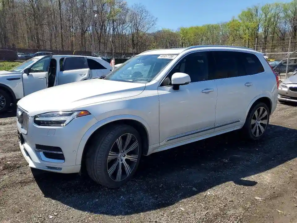 YV4A22PL6M1700483 2021 VOLVO XC90-0