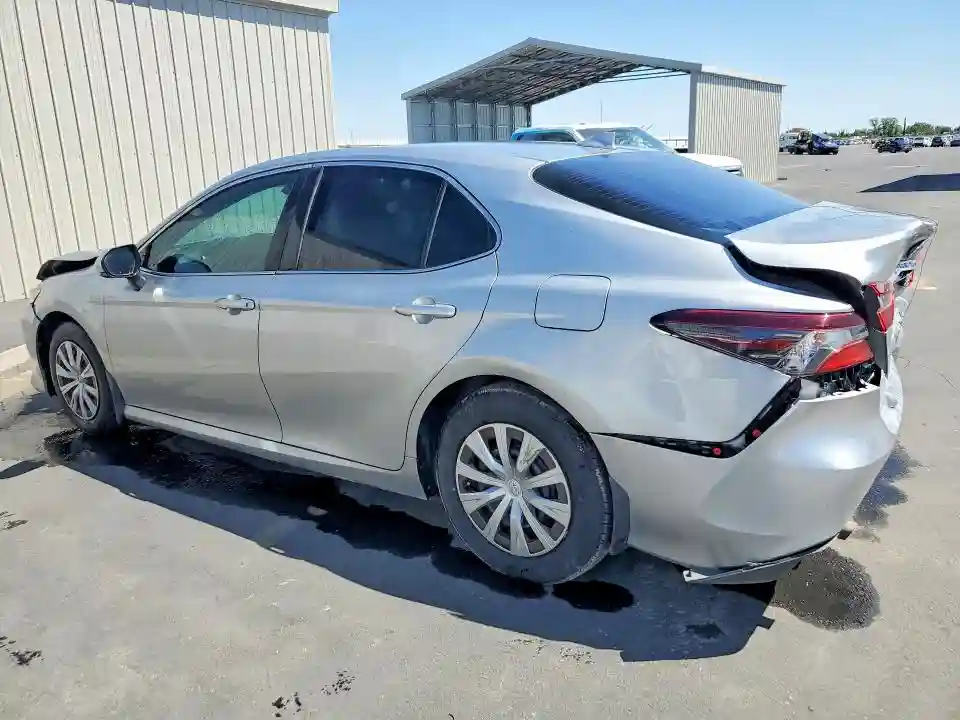 4T1C31AK5NU040760 2022 TOYOTA CAMRY-1