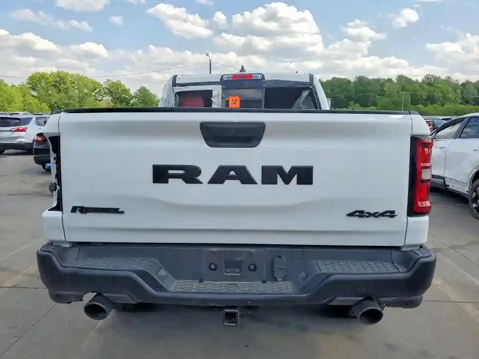 1C6SRFLP0SN583872 2025 RAM 1500-5