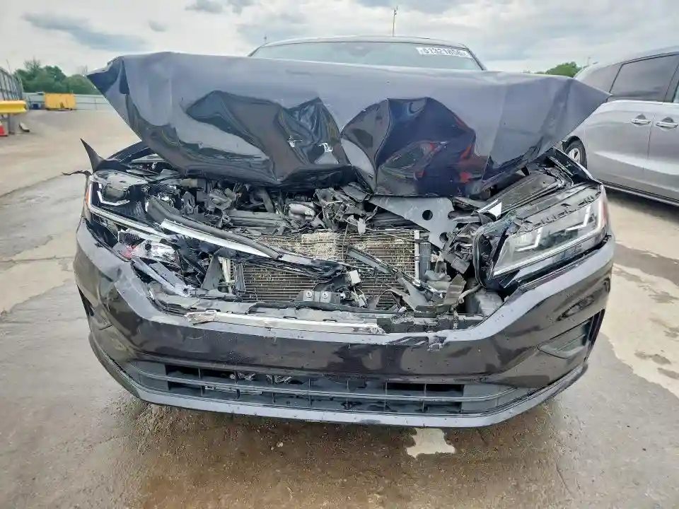 1VWSA7A31MC016734 2021 VOLKSWAGEN PASSAT-4